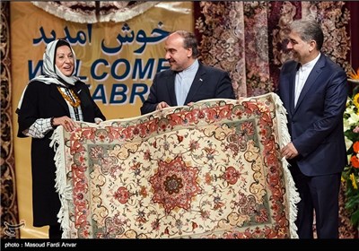 Photos: Iran’s Tabriz Named World’s Carpet Capital 