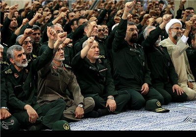 Supreme Leader Meets IRGC Navy Commanders, Personnel