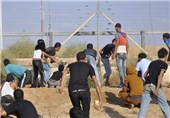 درگیری نیروهای اسرائیلی با جوانان فلسطینی در مرز غزه؛ 2 شهید و 27 زخمی