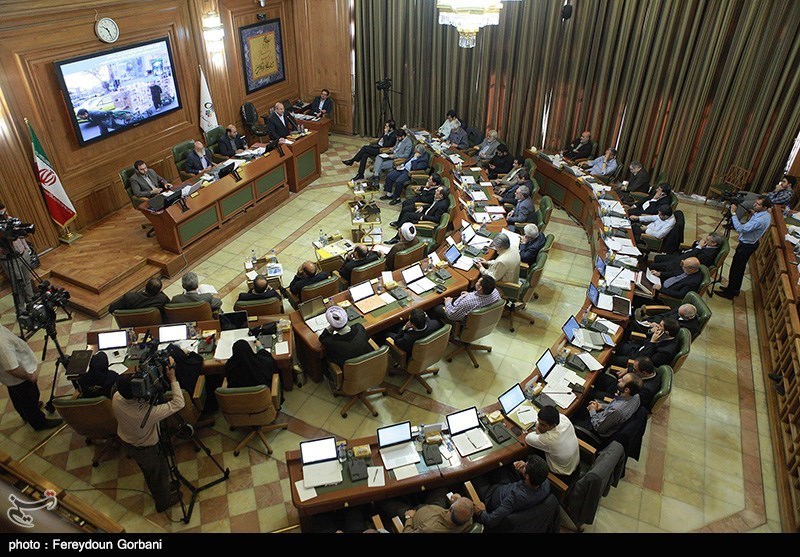 انتقاد آروین از ابهامات موجود در بودجه شهرداری تهران