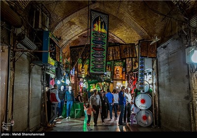 Iranian People Preparing for Muharram Mourning Ceremonies