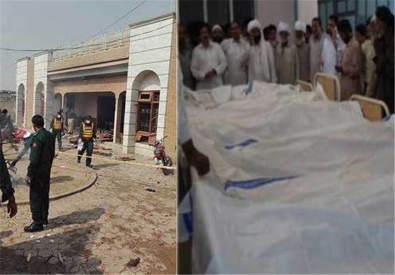 Bomb Blast at Lawmaker&apos;s Office Kills 7 in Central Pakistan