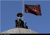 تعویض پرچم حرم احمدی و محمدی (ع) / ویژه برنامه‌های شب‌های قدر در حرم شاهچراغ(ع) اعلام شد