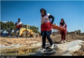 اعزام نیروهای امدادی هلال‌احمر به مناطق سیل‌زده لرستان