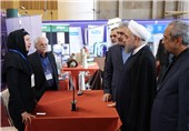 بازدید روحانی از نمایشگاه دستاوردهای شرکت‌های دانش بنیان اقتصادی