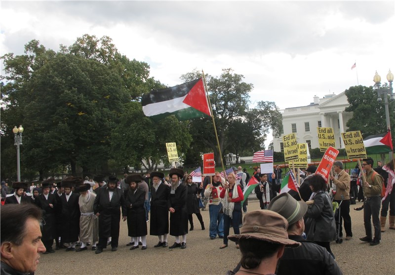 تجمع خاخام‌ها و کشیش‌های ضدصهیونیست مقابل کاخ سفید+عکس