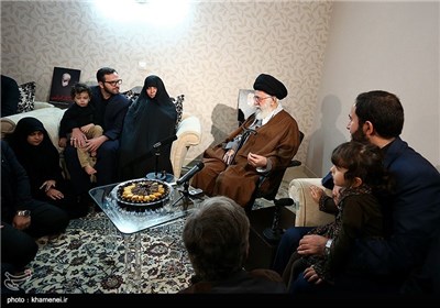 Photos: Leader Meets Family of Martyred General Hamedani - Photo news ...