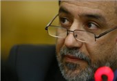عراقچی: دارایی‌های مسدود شده ایران، اواسط دی آزاد می‌شود