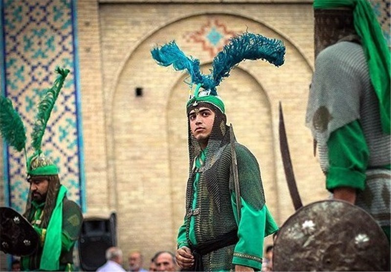 نمایش دو تئاتر عاشورایی در باکو