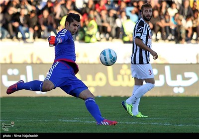 دیدار تیم های فوتبال سیاهجامگان و پرسپولیس - مشهد