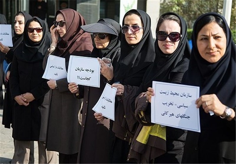 موج اعتراضات به مدیریت «ابتکار» به اصفهان رسید