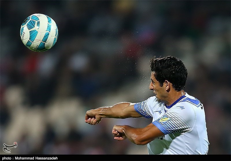 تساوی ملوان و سیاه‌جامگان در 45 دقیقه نخست