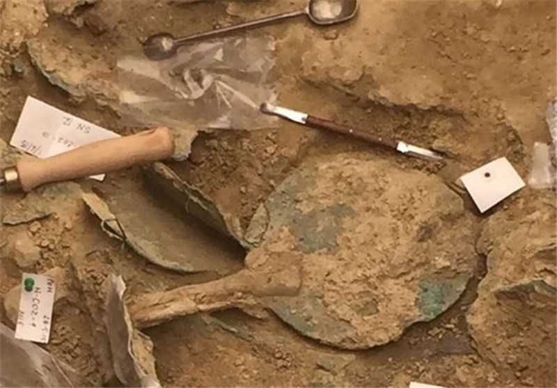 Archaeologists Discover 3,500-Year Old Mycenaean Warrior, His Treasures