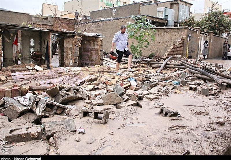 سیلاب راه ارتباطی 65 روستای لرستان را تخریب کرد