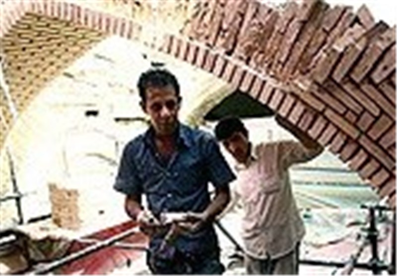 تلاش نفسگیر برای حفظ بنای هفتاد ساله مسجد
