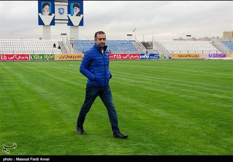 کمالوند پنجشنبه لیست می‌دهد