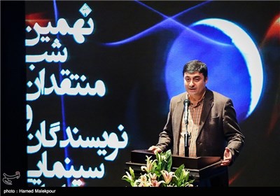سخنرانی کیوان کثیریان دبیر نهمین شب انجمن منتقدان و نویسندگان سینمای ایران