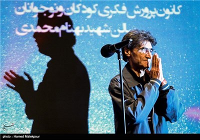 ناصر تقوایی در نهمین شب انجمن منتقدان و نویسندگان سینمای ایران