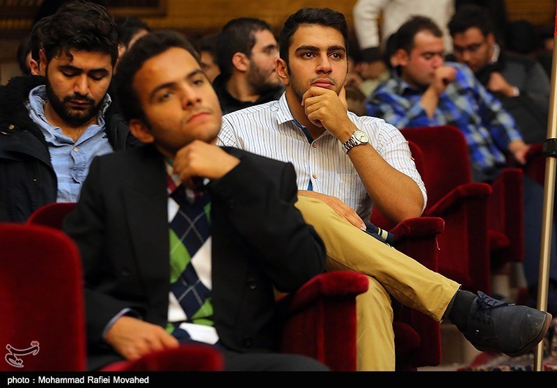 تبریز| جوانان با شفافیت مطالبه‌گری کنند