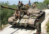 المیادین: نخستین تانک ارتش سوریه وارد فرودگاه نظامی دیرالزور شد