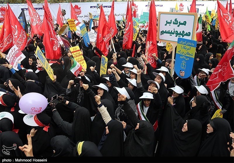مراسم روز ملی مبارزه با استکبارجهانی در تهران و سراسر کشور آغاز شد