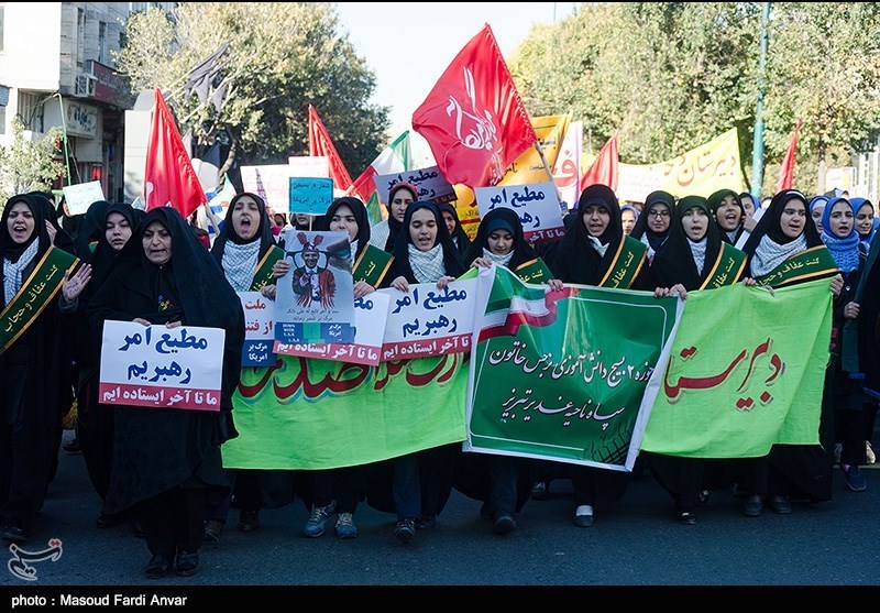 مردم با حضور پرشور خود در راهپیمایی یوم‌الله 13 آبان انقلاب اسلامی را بیمه کنند
