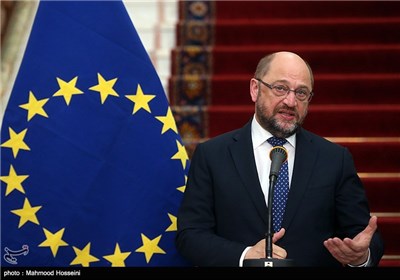 Iran’s Speaker Larijani, EP President Schulz Meet in Tehran