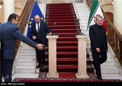 Iran’s Speaker Larijani, EP President Schulz Meet in Tehran