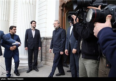 Iran’s Speaker Larijani, EP President Schulz Meet in Tehran