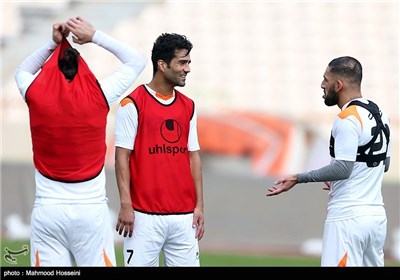 اشکان دژاگه و مسعود شجاعی در تمرین تیم ملی فوتبال