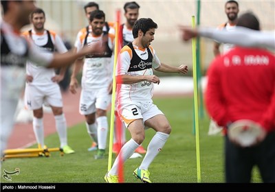 خسرو حیدری در تمرین تیم ملی فوتبال
