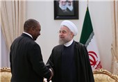 Iranian President Stresses Closer Ties with South Africa