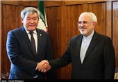 Zarif Urges Expansion of Iran’s Ties with Kazakhstan