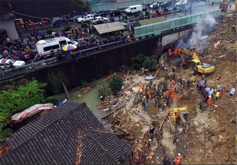 16 Dead, 21 Missing after Landslide in China Hits Village