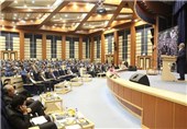 در نشست اصحاب فرهنگ و هنر همدان با استاندار مطرح شد:گلایه از قطع بیمه مربیان قرآنی تا بیعدالتی در توزیع امکانات