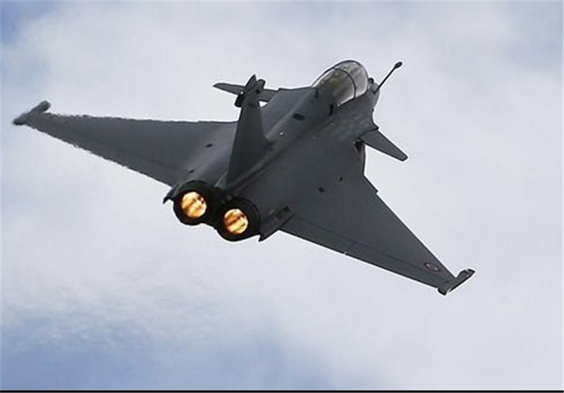جنگنده‌های فرانسه 30 نوبت مواضع داعش را در سوریه بمباران کردند