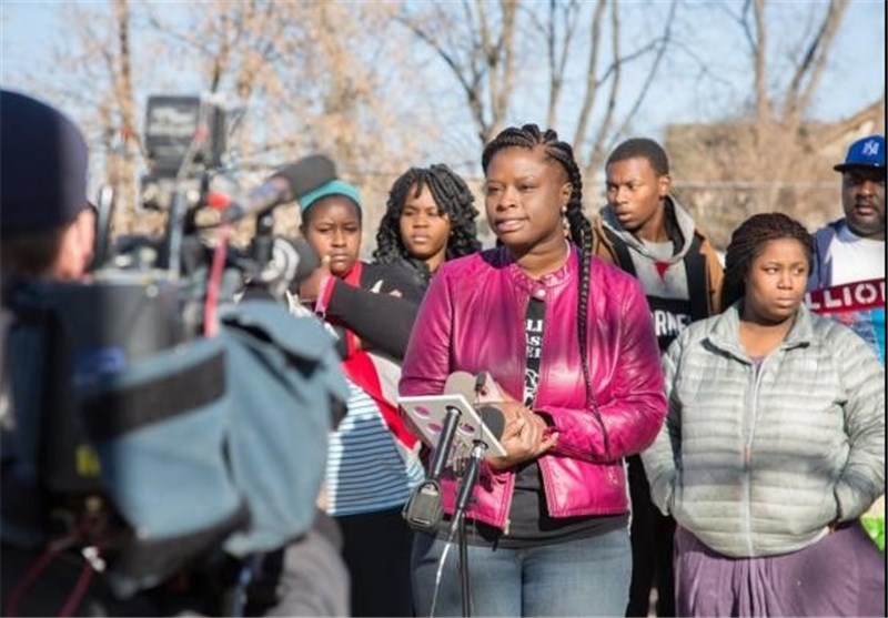 Americans Hold Rally after Cop Shoots Black Man