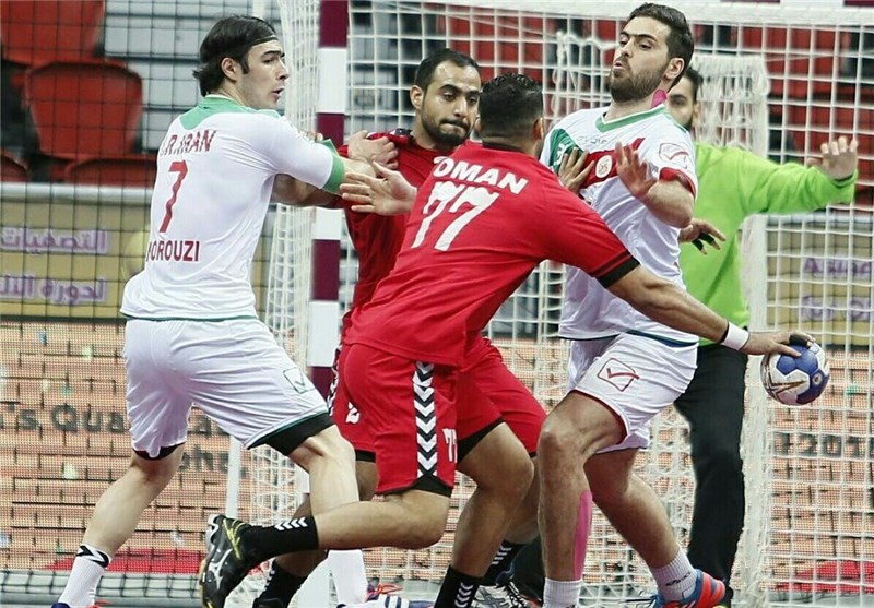 Iran Handball Team Defeats Ukraine at Int’l Men’s Christmas Cup