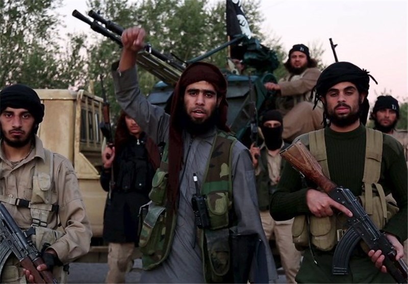 القاء القبض على شبکة إرهابیة فی الکویت تمول وتسلح &quot;داعش&quot; فی سوریا