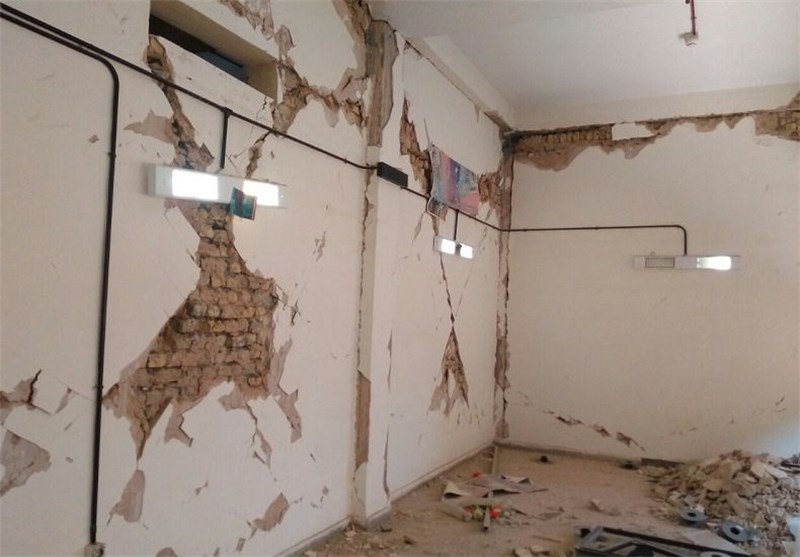 Quake Injures 20 in Northwestern Iran