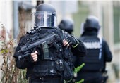 افزایش یورش غیرقانونی پلیس فرانسه علیه مسلمانان به بهانه حملات پاریس