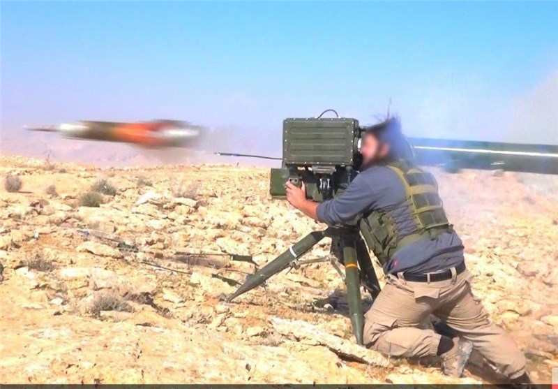 انهدام تانک ارتش سوریه توسط داعش+تصاویر