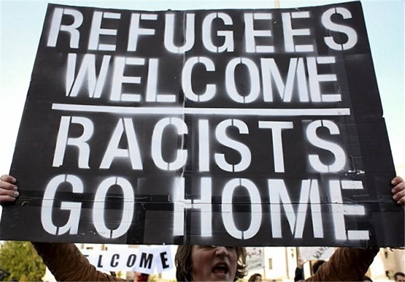 Pro-Refugee Protests Staged across US amid Racist Comments by Presidential Hopefuls