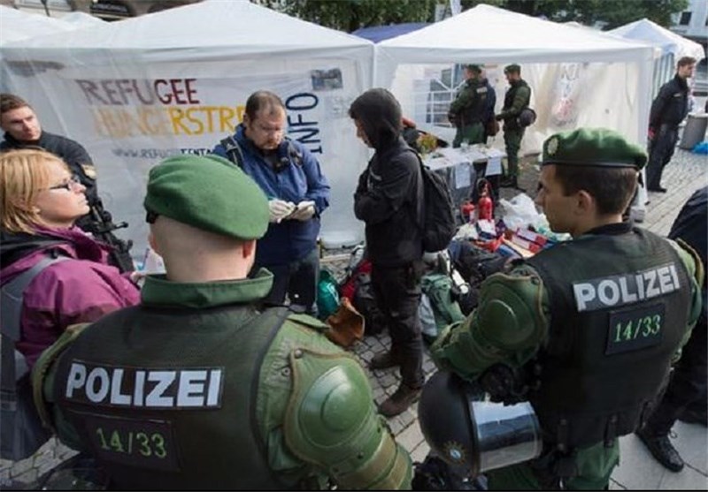 حمله افراط گرایان به پناهندگان در محل اقامت آن‌ها در برلین