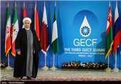 حجت‌الاسلام حسن روحانی رئیس جمهور در مراسم استقبال از رؤسای جمهور شرکت کننده در سومین اجلاس سران مجمع کشورهای صادرکننده گاز (GECF)