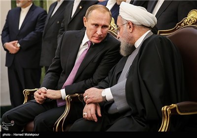 Iran’s Rouhani, Russia’ Putin Hold Press Conference in Tehran