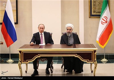 Iran’s Rouhani, Russia’ Putin Hold Press Conference in Tehran