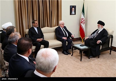 Iraqi President, Algerian PM Meet with Supreme Leader