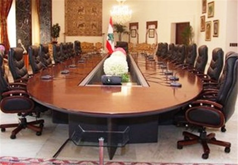 سیاستمداران لبنانی چگونه وارد جلسات مهم می‌شوند