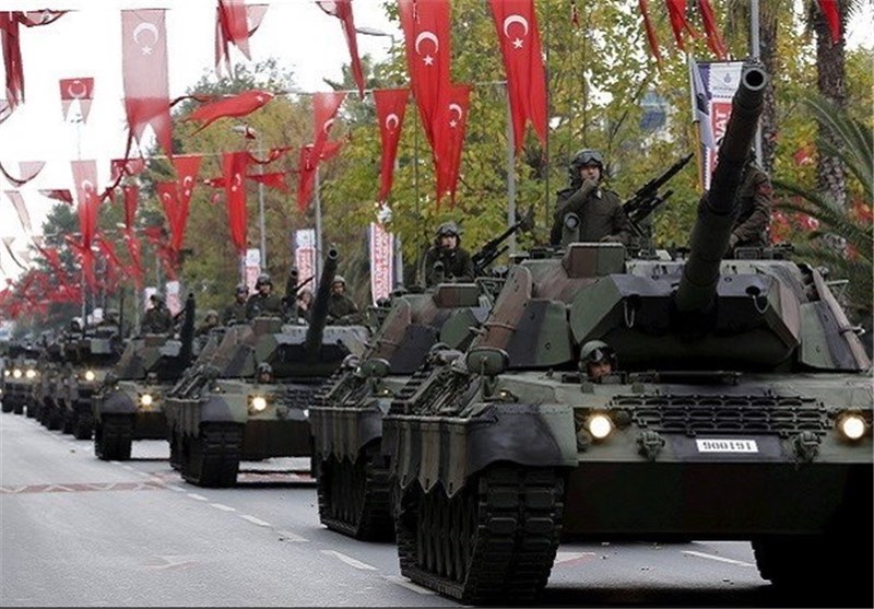 Ten More Turkish Tanks Head across Border into Syria: Report